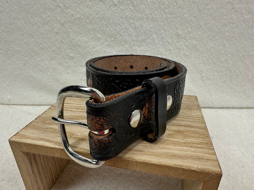 Eagle Tooled Vintage Leather Belt Men's SZ Small